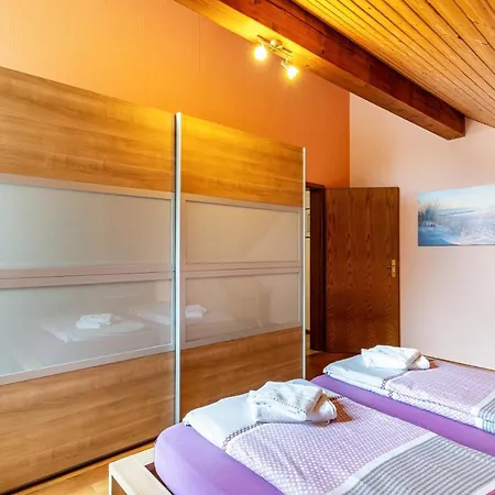 アパート Marlene